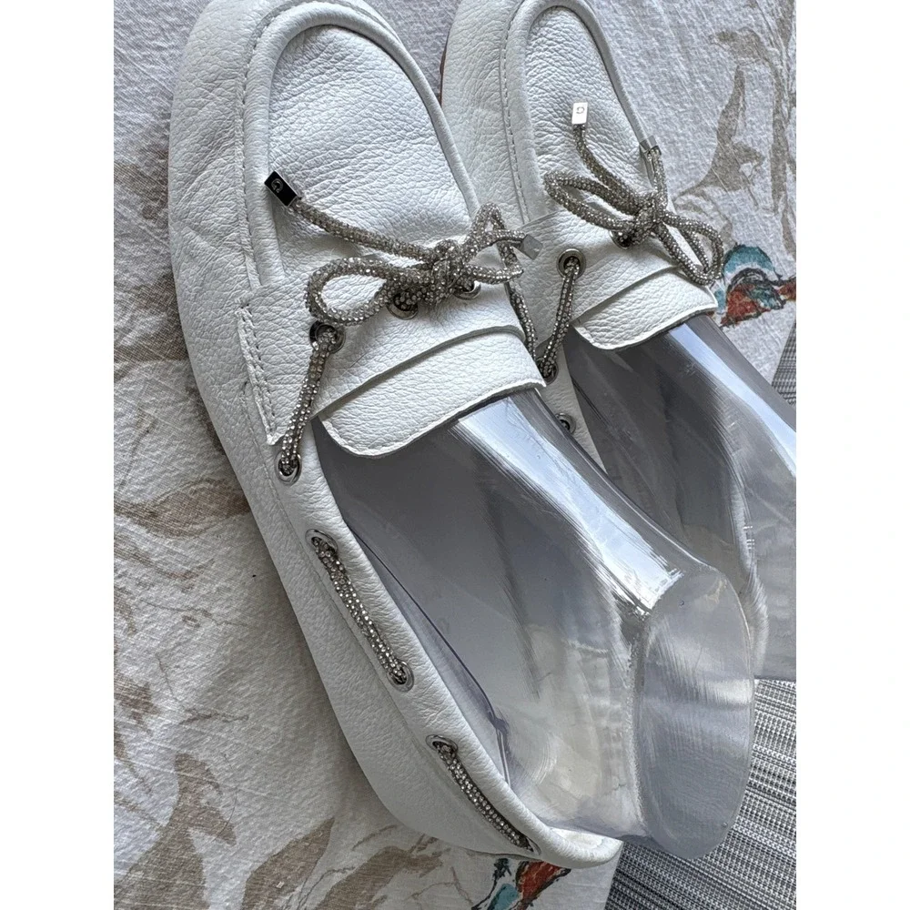 Guess Lavonta2 White Leather Rhinestone Bow Driving Loafers 8.5M GWLAVONTA2